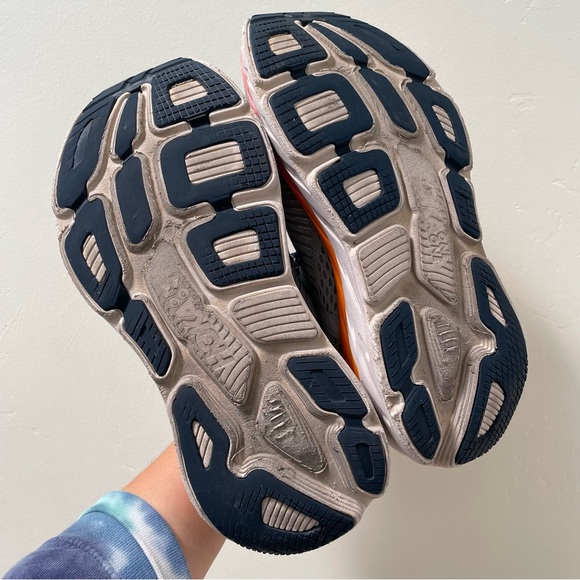 HOKA One One Bondi 7 Athletic Running Shoes - Picture 9 of 13